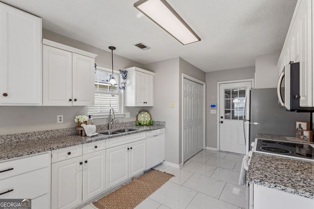 333 Tyson Glen Drive, Warner Robins, GA 31088