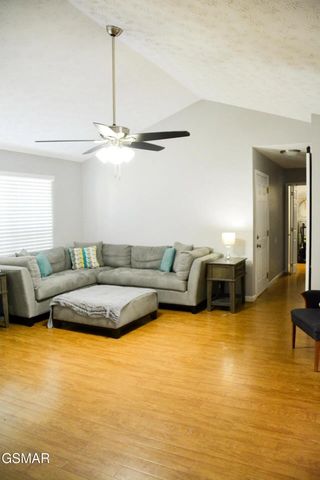 427 Eledge Farm Road, Sevierville, TN 37876