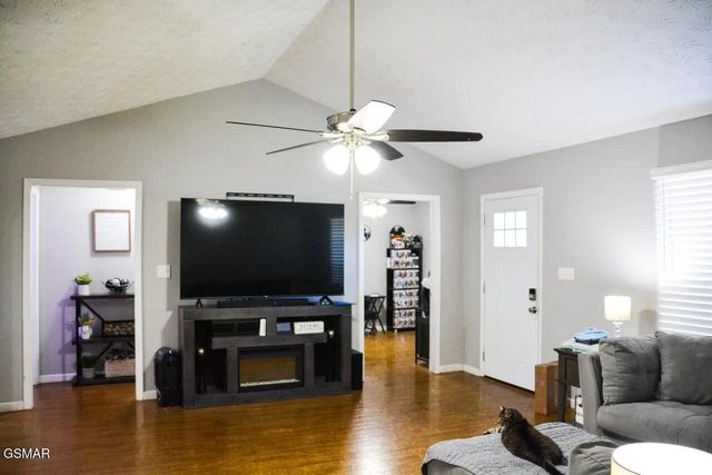 427 Eledge Farm Road, Sevierville, TN 37876