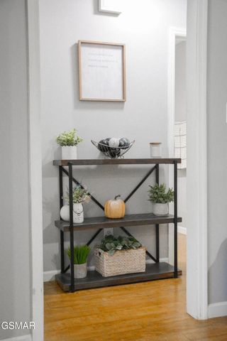 427 Eledge Farm Road, Sevierville, TN 37876