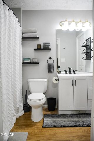 427 Eledge Farm Road, Sevierville, TN 37876