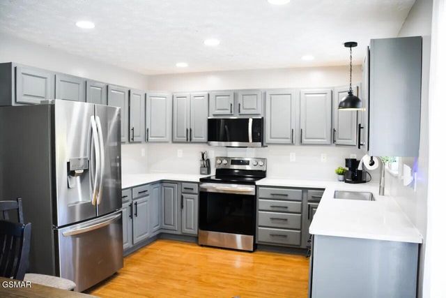 427 Eledge Farm Road, Sevierville, TN 37876