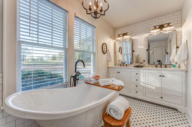 4950 YUM YUM RD, Somerville, TN 38068