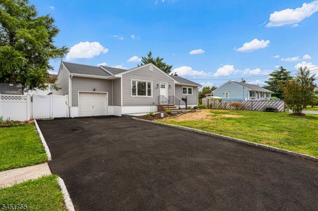 1221 Charter St, Piscataway Twp., NJ 08854