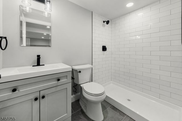 1221 Charter St, Piscataway Twp., NJ 08854
