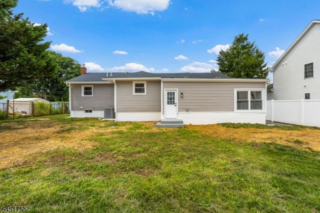 1221 Charter St, Piscataway Twp., NJ 08854