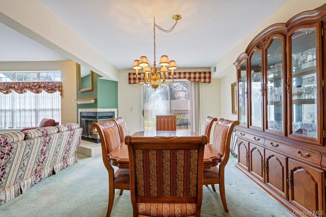 62 Mystic Circle, Bay Shore, NY 11706