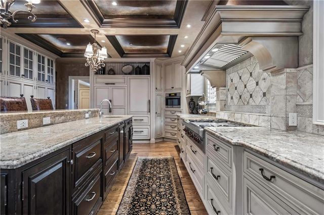 5217 Walmer Street, Mission, KS 66202