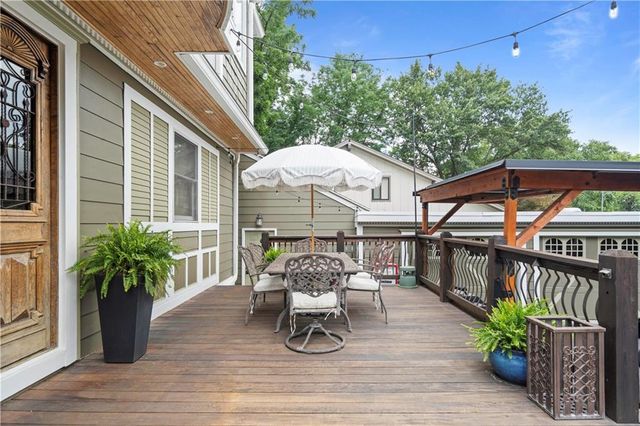 5217 Walmer Street, Mission, KS 66202