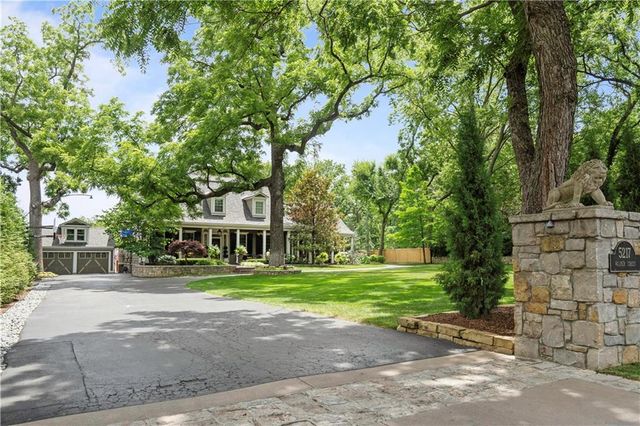 5217 Walmer Street, Mission, KS 66202