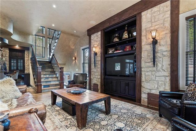 5217 Walmer Street, Mission, KS 66202