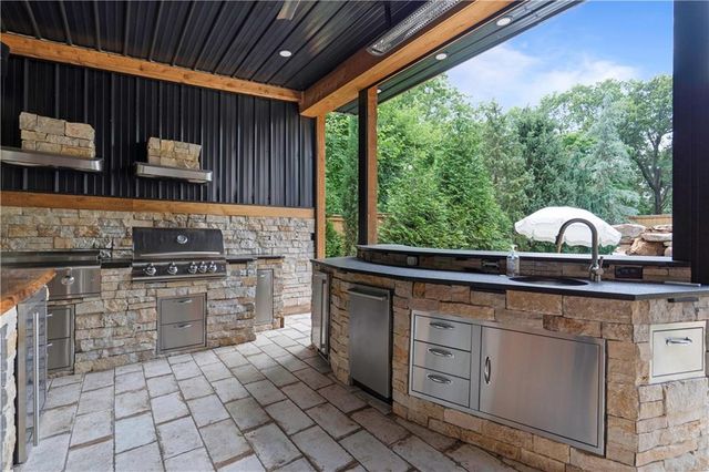 5217 Walmer Street, Mission, KS 66202