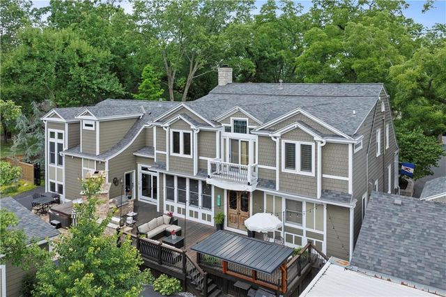 5217 Walmer Street, Mission, KS 66202