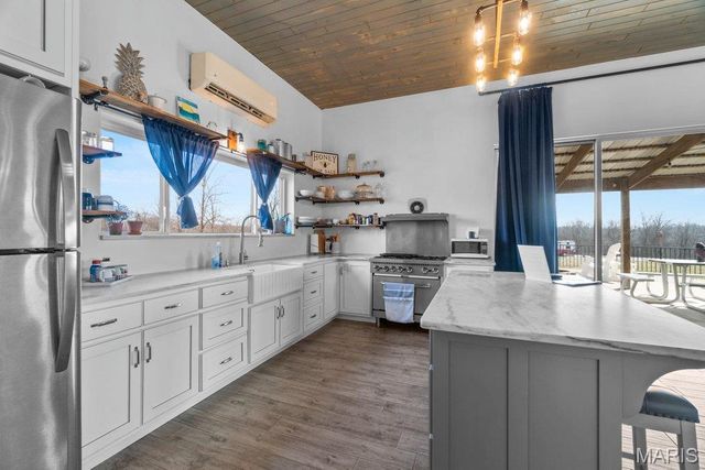 555 Morning Star Circle, Perryville, MO 63775