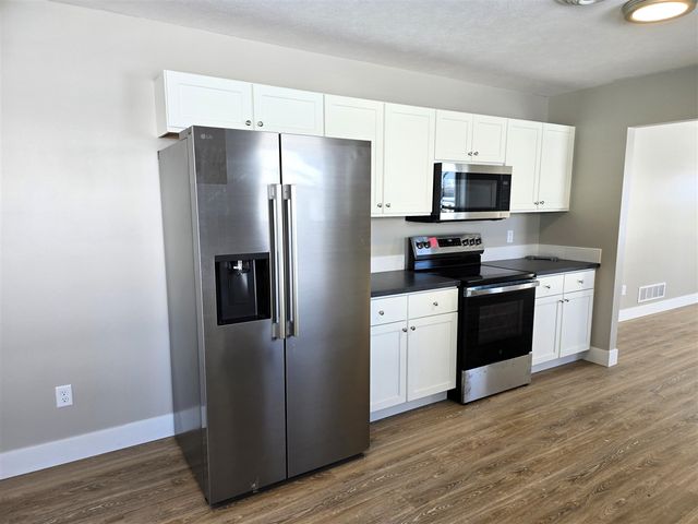 500 E State Road, Hastings, MI 49058