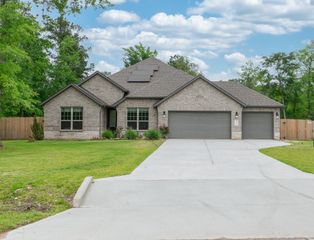 6446 Rolling Hills Road, Conroe, TX 77303