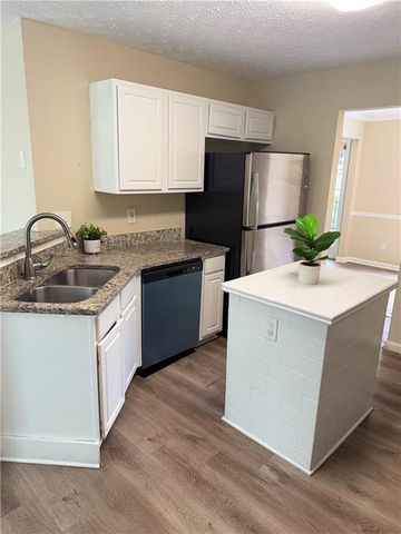3375 River Mill Lane, Ellenwood, GA 30294