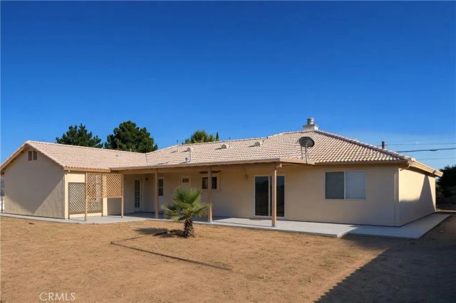 17482 Walnut, Hesperia, CA 92345