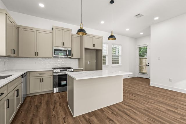 4702 Rawley Street, Houston, TX 77020