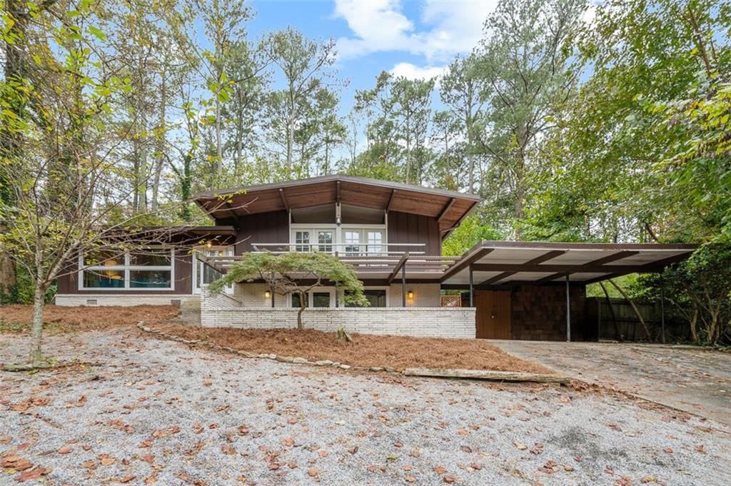 3883 FOXFORD Drive, Atlanta, GA 30340