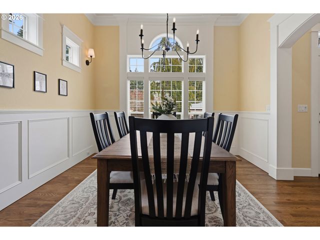 902 Ne 47TH Ave, Hillsboro, OR 97124