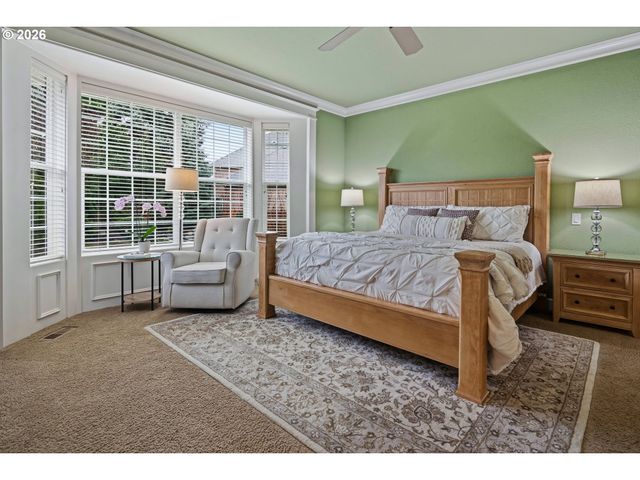 902 Ne 47TH Ave, Hillsboro, OR 97124