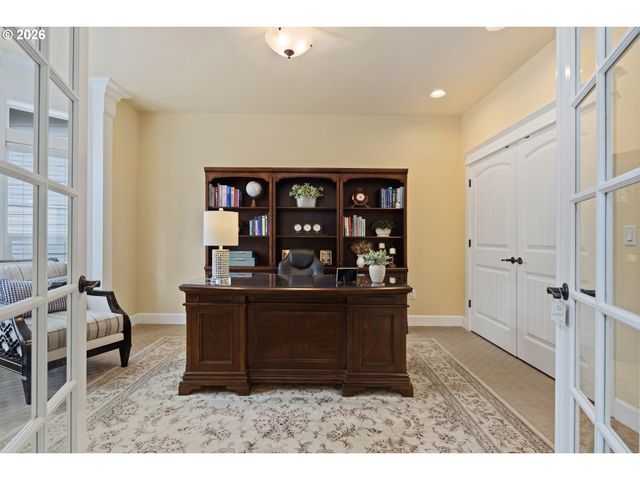 902 Ne 47TH Ave, Hillsboro, OR 97124