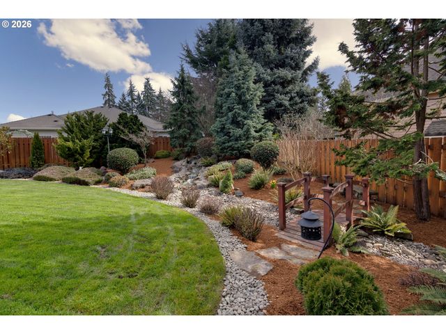 902 Ne 47TH Ave, Hillsboro, OR 97124