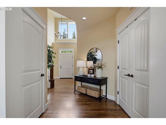 902 Ne 47TH Ave, Hillsboro, OR 97124