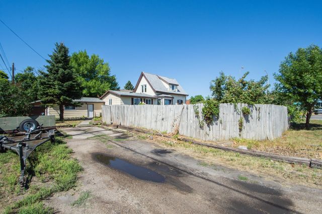509 Center Avenue E, Dilworth, MN 56529