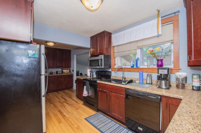 509 Center Avenue E, Dilworth, MN 56529