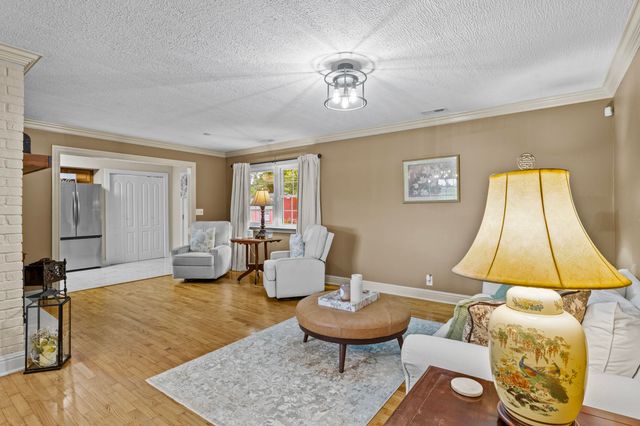 1266 Lexington Road, Harrodsburg, KY 40330