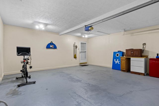 1266 Lexington Road, Harrodsburg, KY 40330