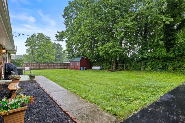 1266 Lexington Road, Harrodsburg, KY 40330