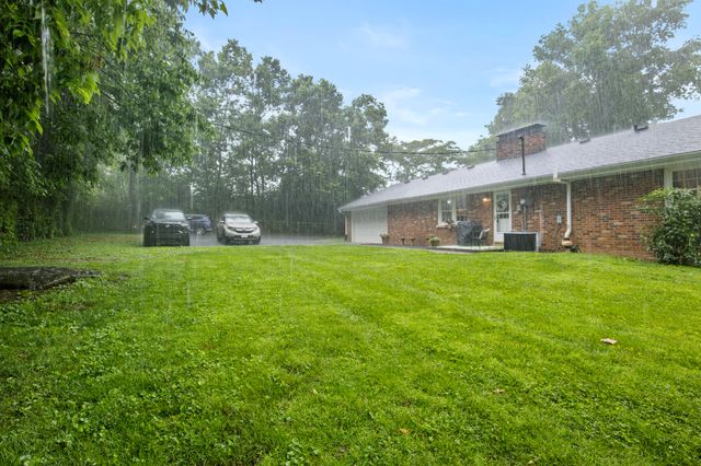 1266 Lexington Road, Harrodsburg, KY 40330