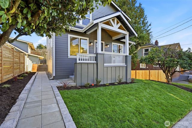 215 N 58th Street, Seattle, WA 98103