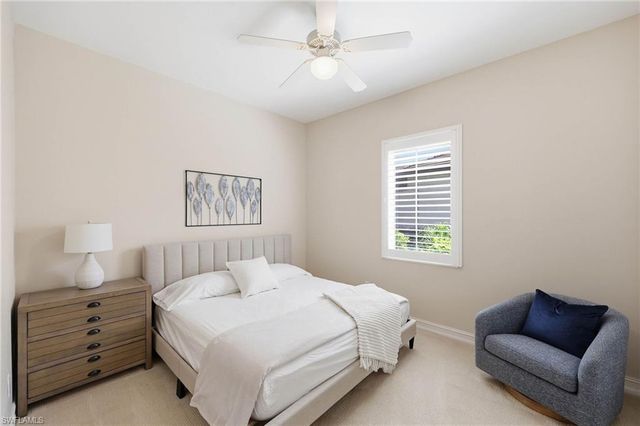 8950 Shenendoah CIR, Naples, FL 34113