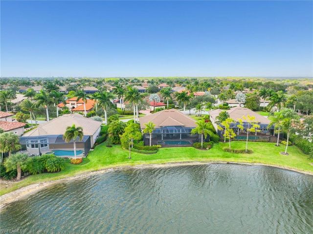 8950 Shenendoah CIR, Naples, FL 34113
