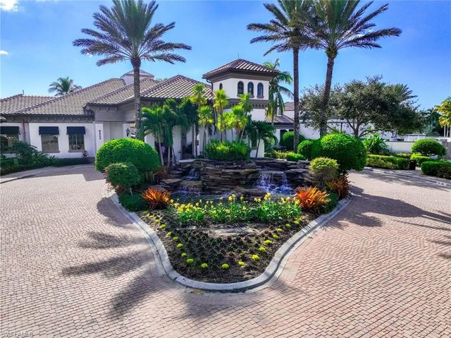 8950 Shenendoah CIR, Naples, FL 34113