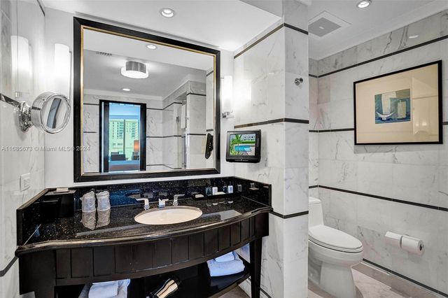 4391 Collins Ave 915, Miami Beach, FL 33140