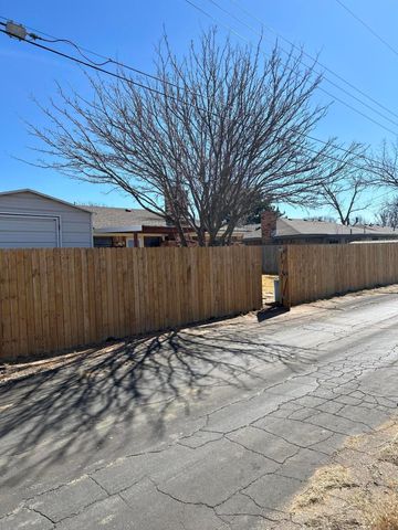 3402 HARRIS Drive, Amarillo, TX 79103