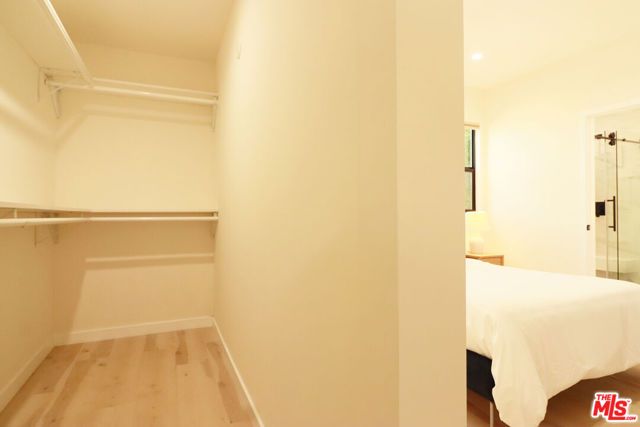 9040 Phyllis Avenue D, West Hollywood, CA 90069