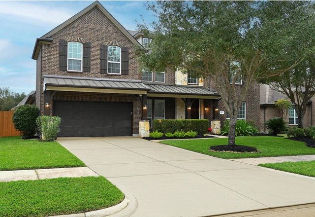6010 Green Meadows Lane, Katy, TX 77493