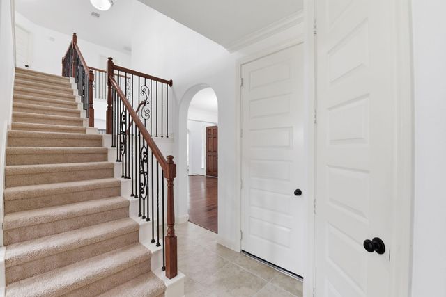 6010 Green Meadows Lane, Katy, TX 77493