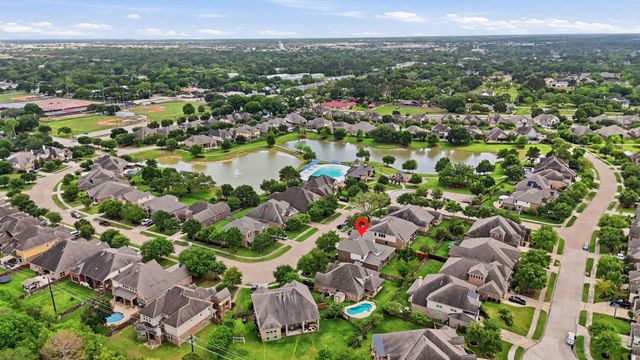 6010 Green Meadows Lane, Katy, TX 77493