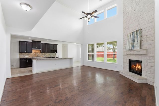 6010 Green Meadows Lane, Katy, TX 77493