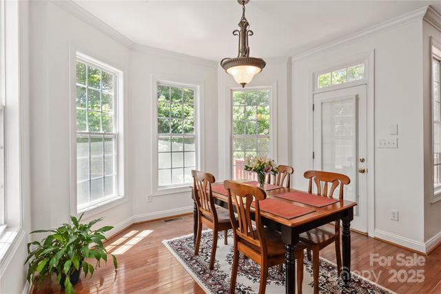 8914 Landsdowne Avenue, Harrisburg, NC 28075