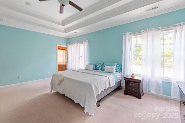 8914 Landsdowne Avenue, Harrisburg, NC 28075
