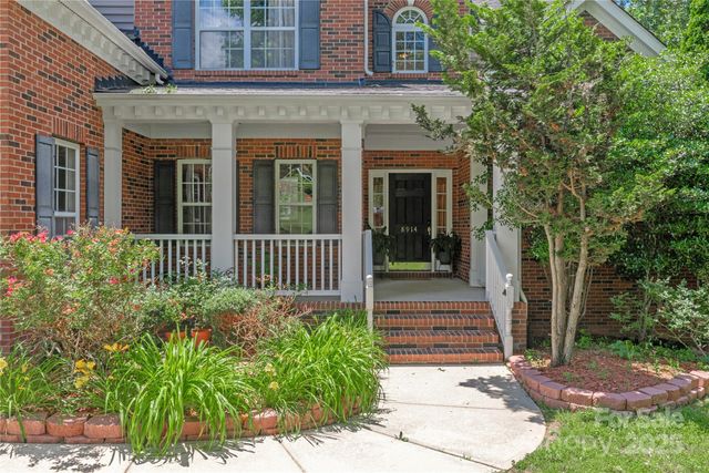 8914 Landsdowne Avenue, Harrisburg, NC 28075