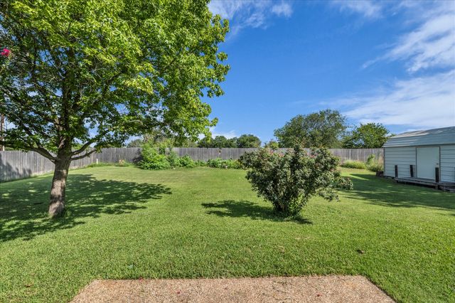 232 Crescent, Hewitt, TX 76643